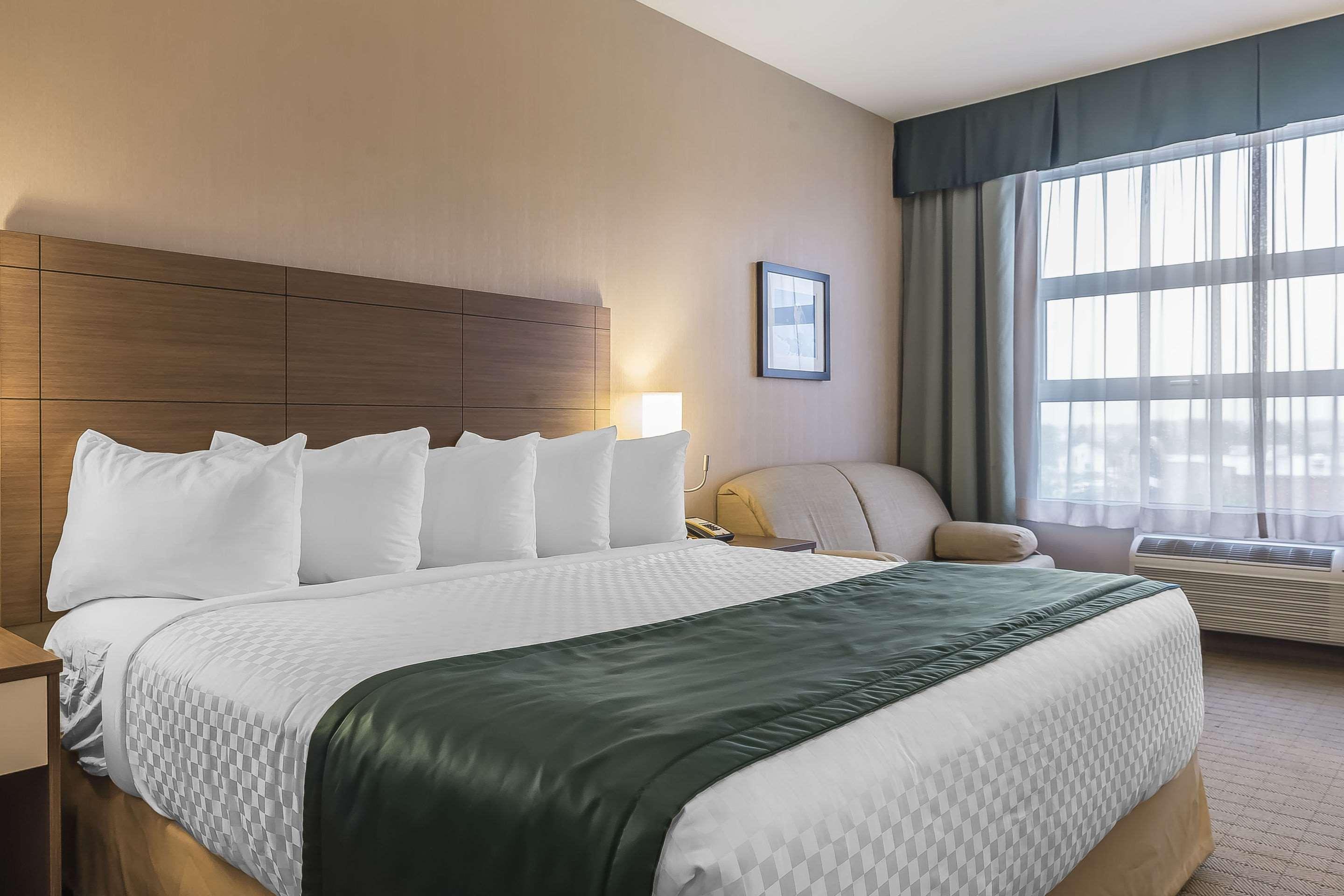 Quality Inn Sept-Îles Eksteriør billede